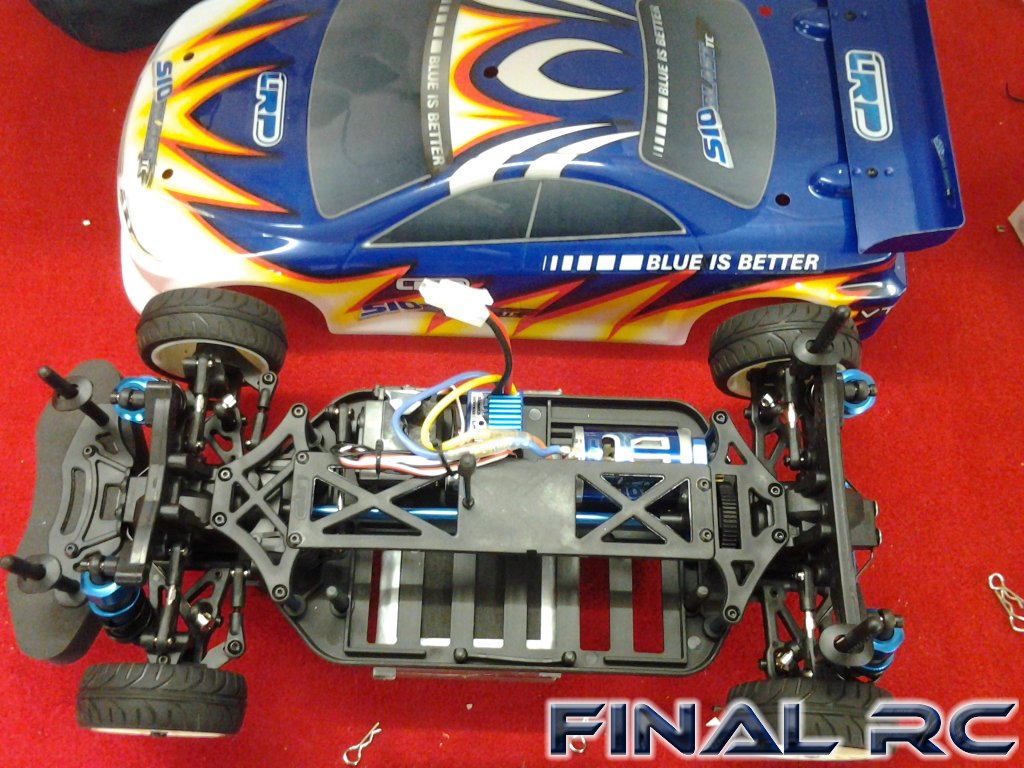 HPI RS4 Gerade angekommen erstmal sauber machen ;)