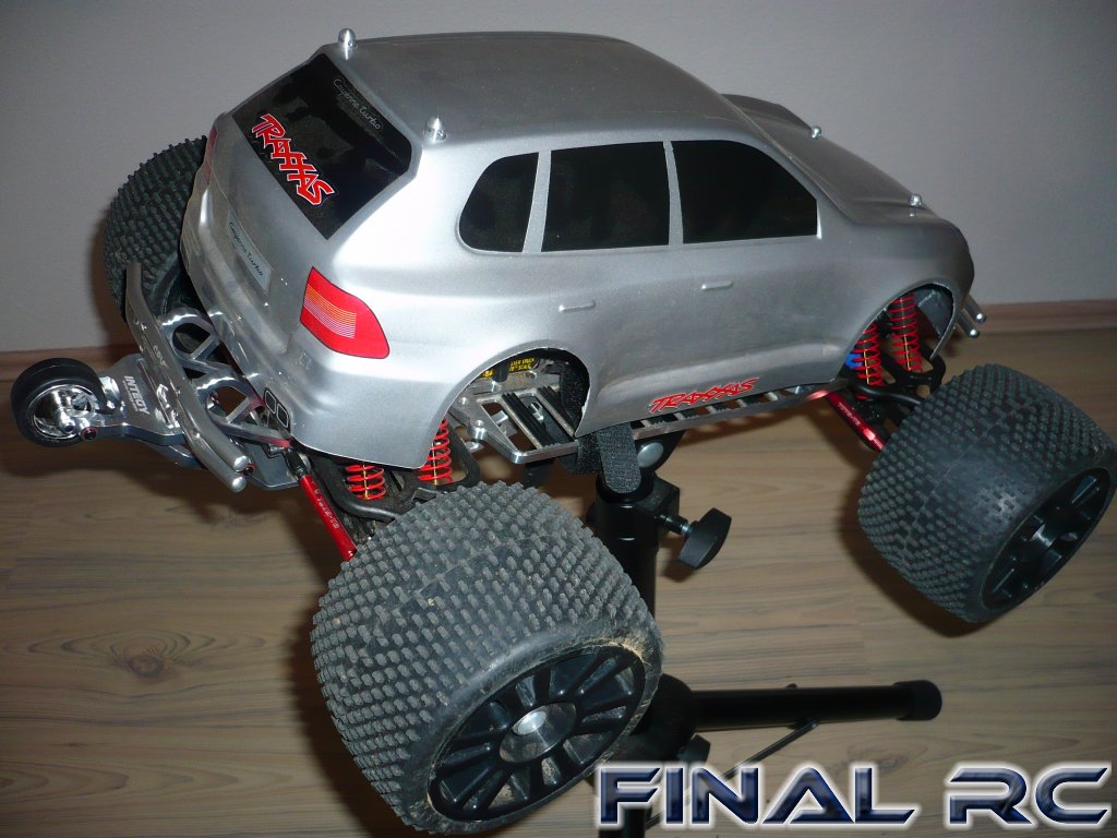 Traxxas E-Maxx endlich fetig