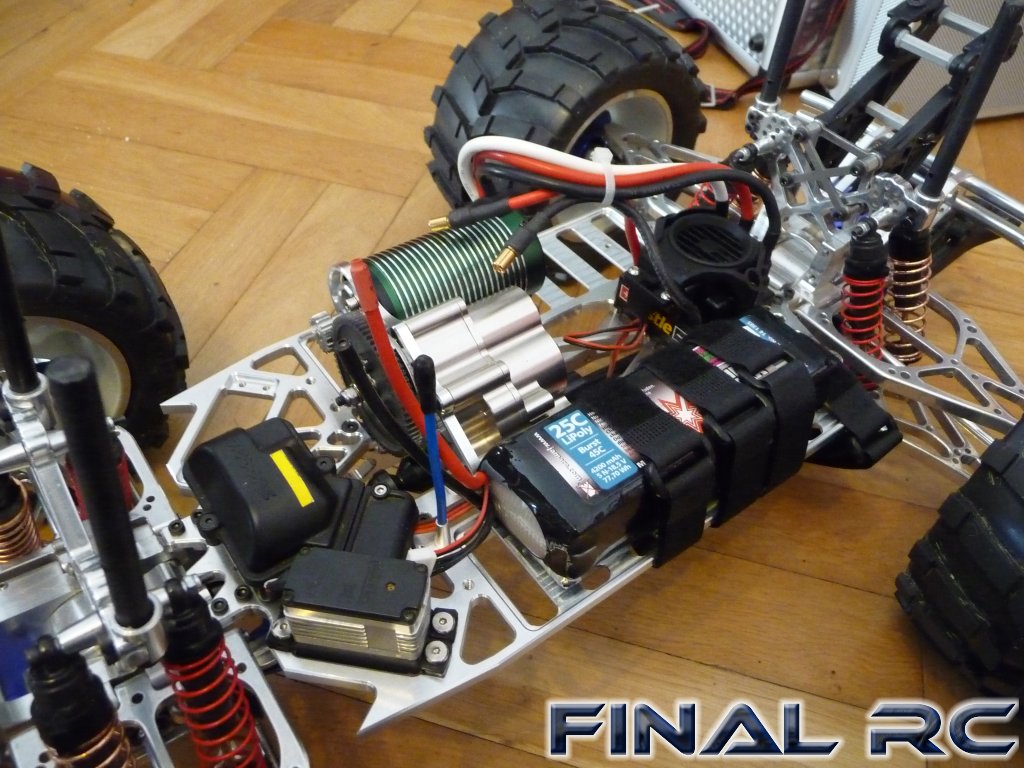Traxxas E-Maxx endlich fetig